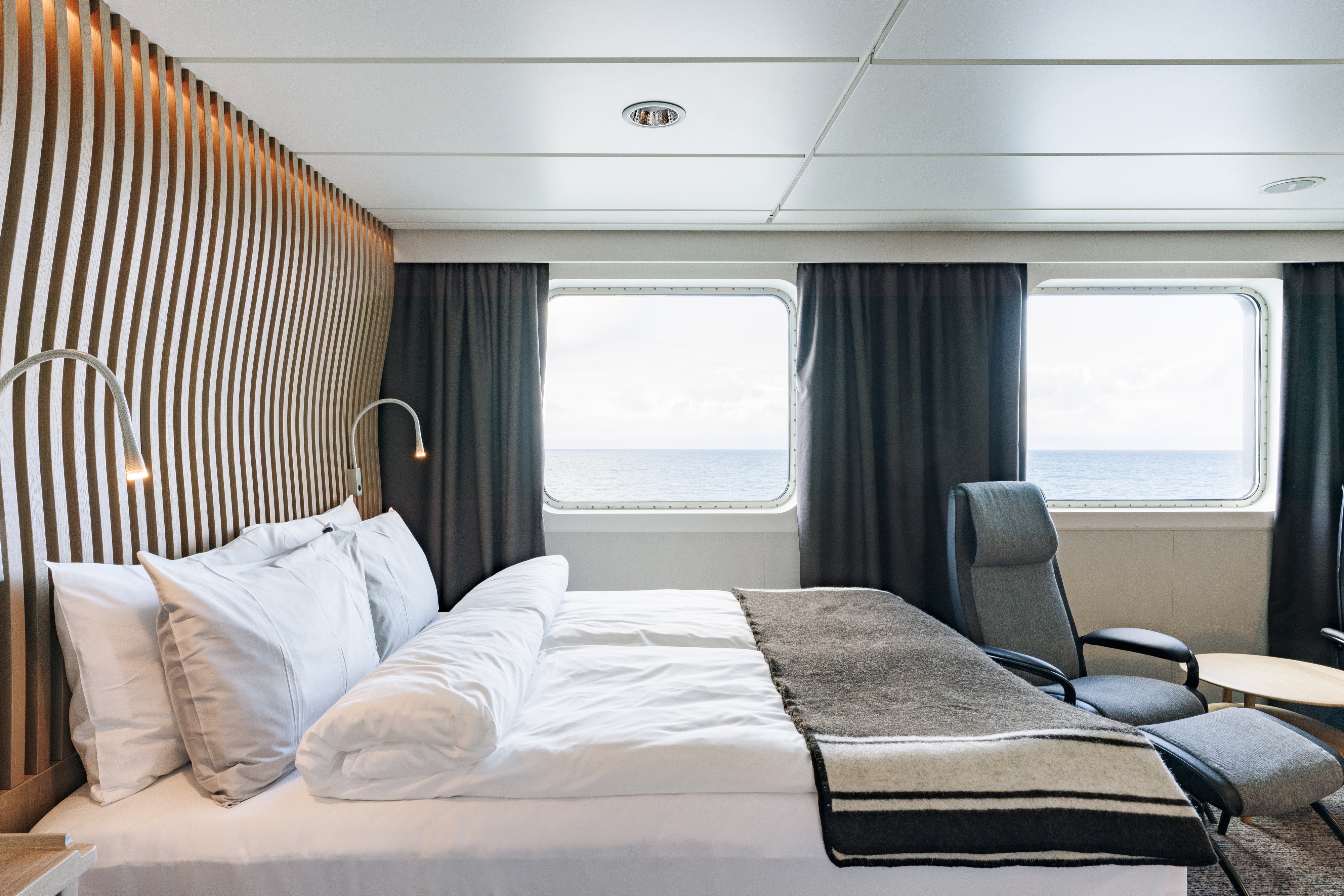 Arctic Superior | Outside cabin - Middle deck